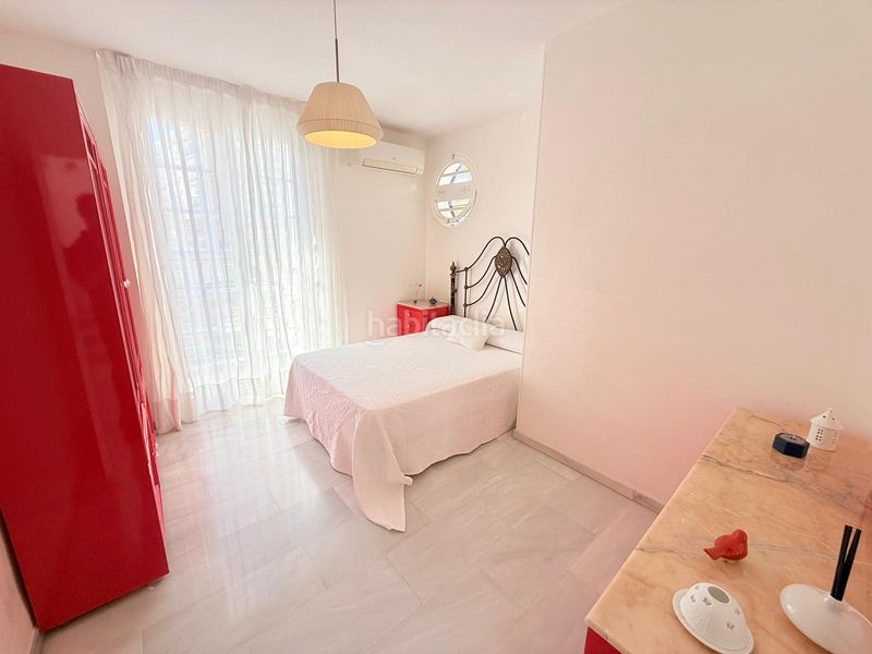 Foto 1beb4e13-9abc-490a-a531-20b83686c997. Casa adossada amb xemeneia aparcament a Los Castillejos - La Trinidad Málaga