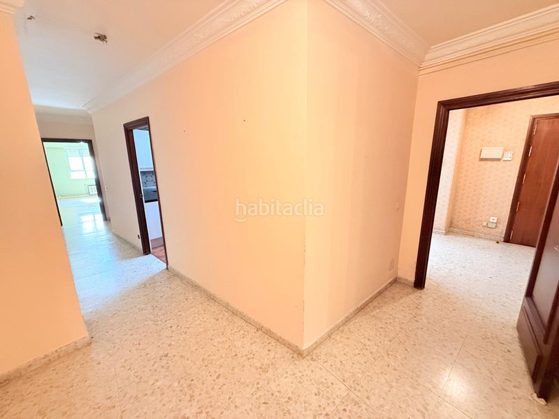 Foto a4766922-1a33-4a39-8cf2-ce788f80a314. Etagenwohnung in calle josé denis belgrano 17 in Centro Histórico Málaga
