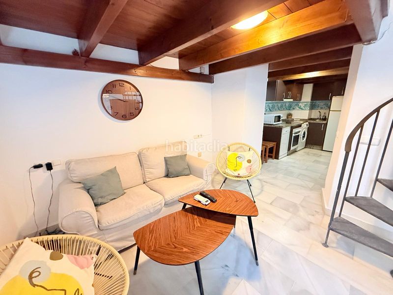 Foto dd9401c3-8ea4-40dd-a370-d4d858ae5a01. Affitto duplex con riscaldamento in La Goleta - San Felipe Neri Málaga