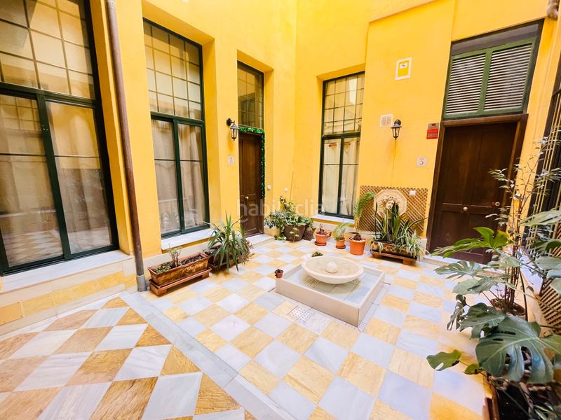 Foto a9c6aaf6-8fae-4743-a7f6-325c22676390. Rent duplex with heating in La Goleta - San Felipe Neri Málaga