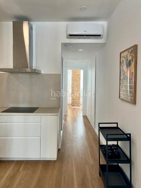 Foto 9ae0a415-22fd-4f59-9d6b-2d63ce56ff6a. Pis a carrer del pintor salvador abril 52 a Russafa Valencia