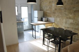 Rent Flat in Carrer del pintor salvador abril 56. Piso de 2 habitaciones en rufaza, alquiler de temporada