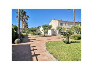 Affitto Casa a schiera in Calle riu palancia 29. Tu refugio junto al mar te espera en oropesa!