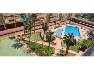Location Appartement  N/a. Alquiler piso zona babel.