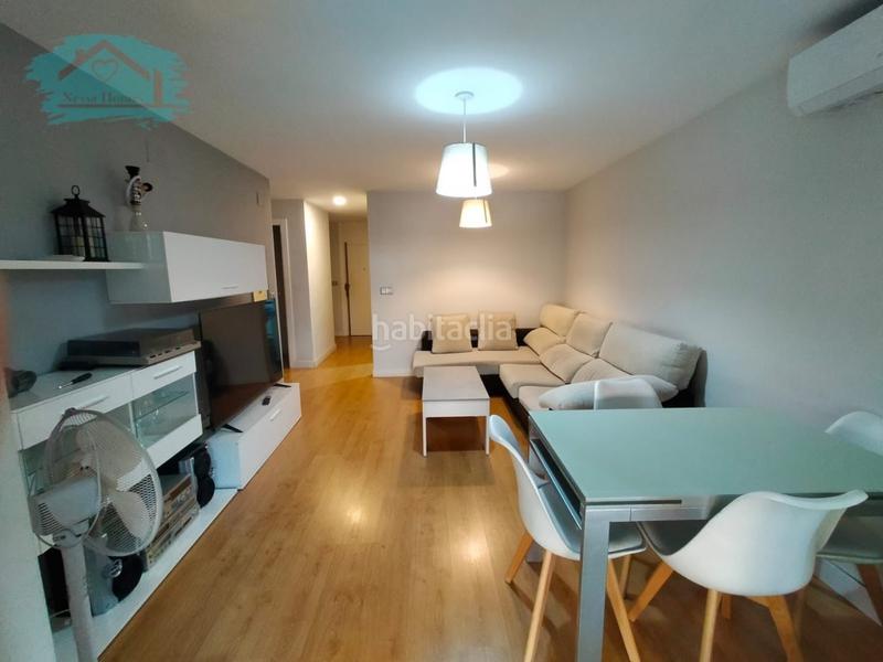 Foto e39652b8-b8fb-4f92-b18a-f2e0dc9fa751. Location appartement avec parking dans Albufereta Alicante