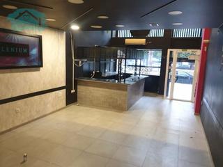 Location Local commercial  N/a. Local comercial en la zona de gran via.