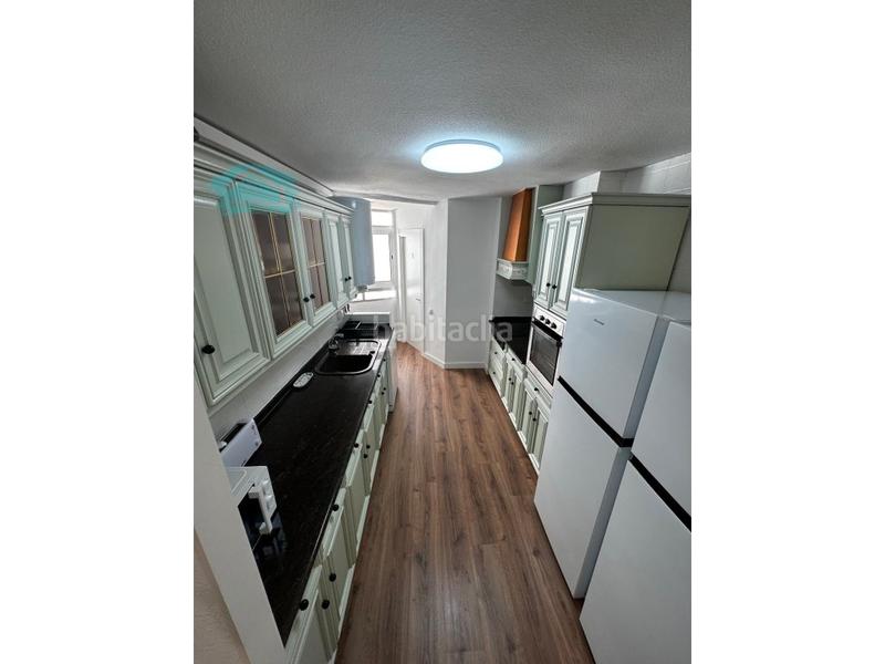 Foto 9330e84f-739b-4be8-bc98-7e1db73c1264. Alquiler piso alquiler piso centro. en Ensanche-Diputación Alicante