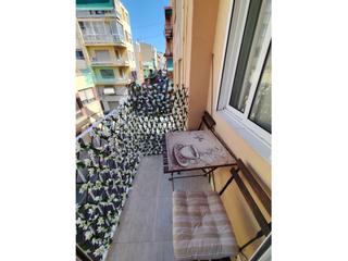 Location Appartement  N/a. Alquiler piso zona carolinas bajas.