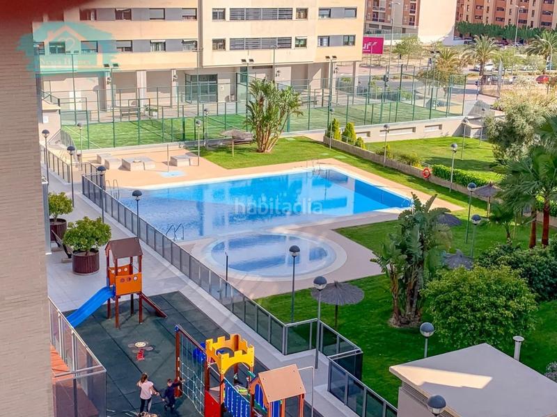 Foto 50acb259-d5c0-44c8-8349-a36ecf63ff50. Affitto appartamento con parcheggio piscina in Paus - Polígono San Blas Alicante