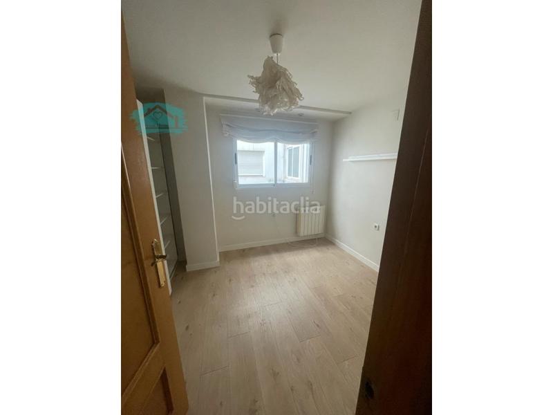 Foto f2bd1183-17ef-465a-abdb-46eb2c2ac984. Location appartement avec parking dans Mercado Alicante