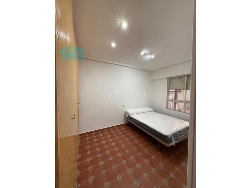 Foto 3910e39d-b08f-4517-b062-ab825c5e316c. Rent flat in Centro Elda