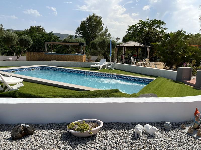 Foto ea4da708-64ec-4d8d-8824-eaca09414572. House with heating pool in El Pilar Ontinyent