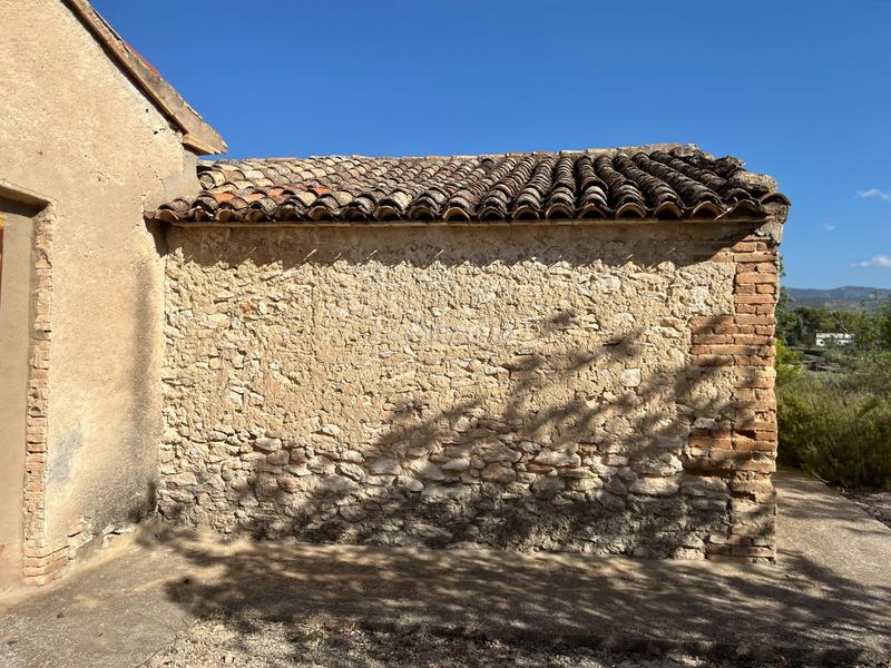 Foto 47ec94fb-0c27-4386-a090-f74bd40de2bf. Rural plot in Agullent