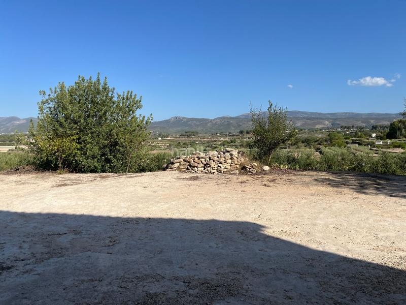 Foto bdd1c75b-d165-45fb-8701-c0a692f1291a. Rural plot in Agullent