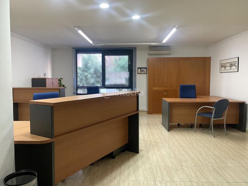 Foto 0e0a9bcb-f6ef-4bd4-b568-918dfe4794bc. Oficina en Sant Josep-Zona Hospital Ontinyent