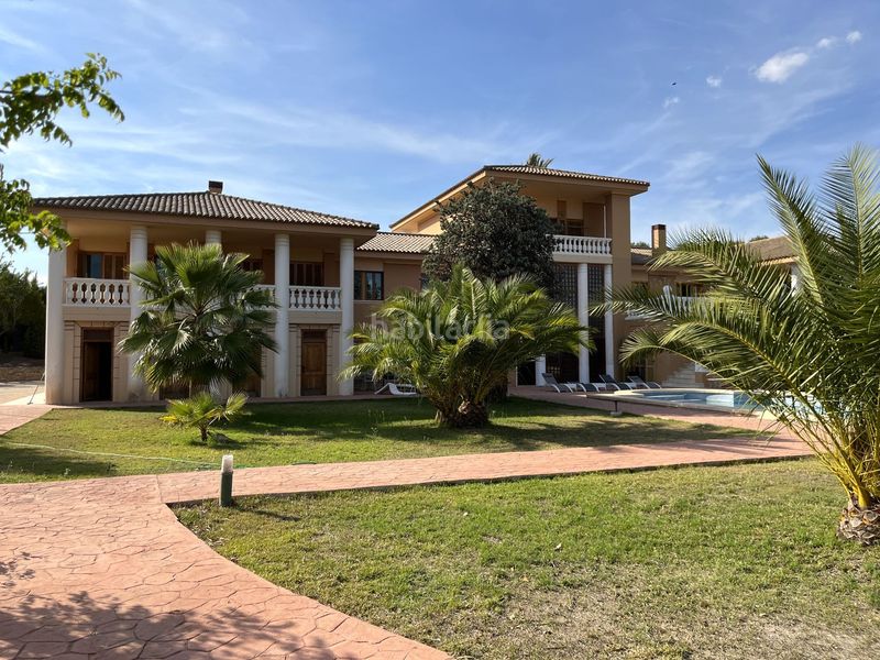 Foto d94836ae-79b4-4240-8bd5-78541b599e2d. House with heating pool in Santa Ana Ontinyent