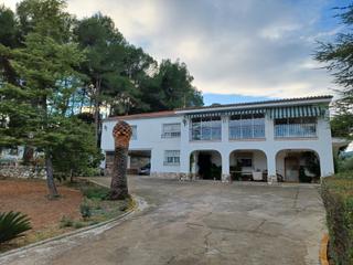 Casa in El Pilar. Chalet a la venta en ontinyent