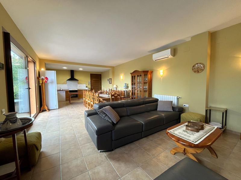 Foto 0dc96fb6-c668-45f6-9335-bc5a4b83a6f9. Casa en El Llombo Ontinyent
