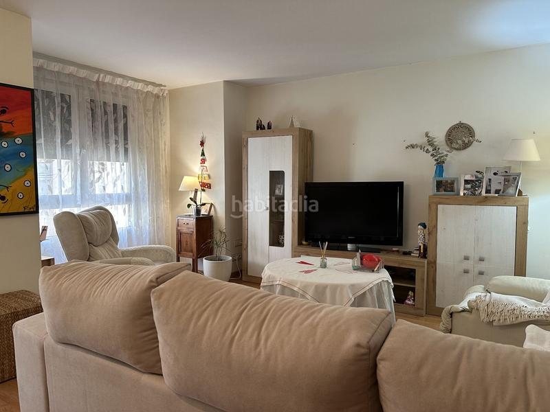 Foto e82926c0-29d9-46b0-a503-c7be18b84114. Country house with heating parking in Centro Ontinyent