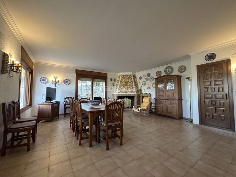 Foto f6d661f8-553a-4b02-bd40-b0422fba6680. Maison avec chauffage piscine dans Santa Ana Ontinyent