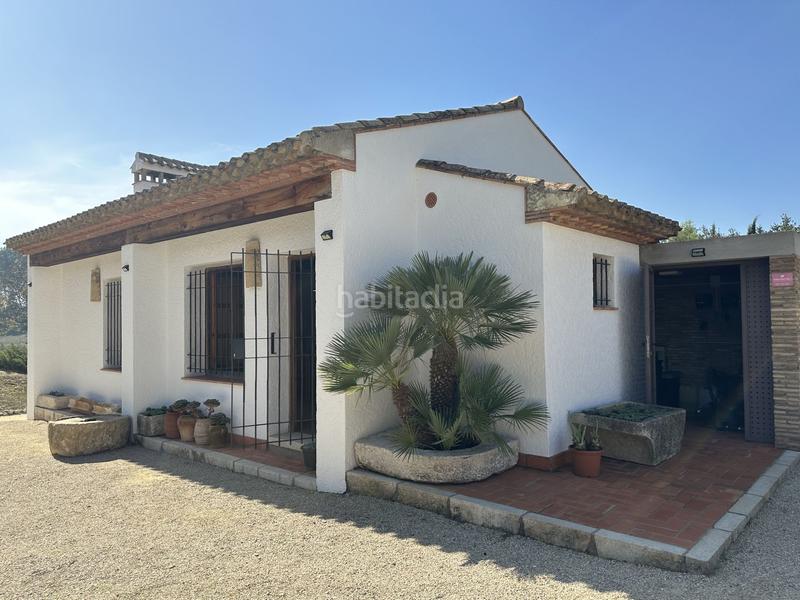 Foto c2117cc0-cd29-4320-a856-2e6d24ee21bd. Casa en El Pilar Ontinyent