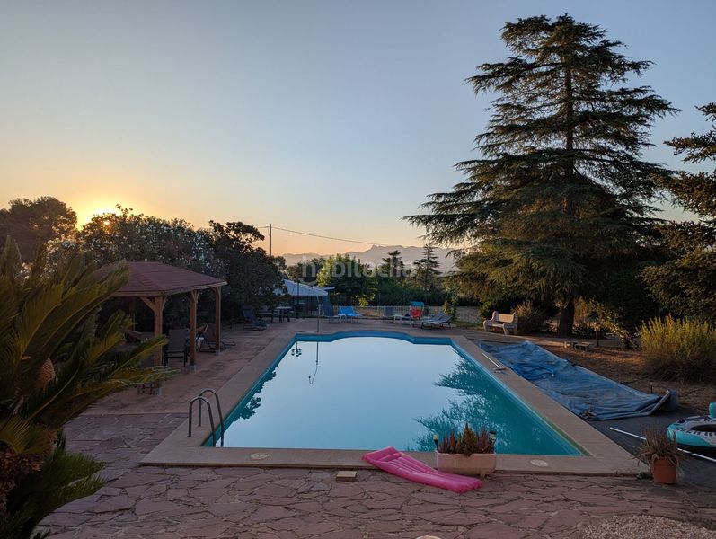 Foto 9cd027f6-889d-4f0a-b7a2-6f43bd39695f. Casa amb calefacció piscina a Santa Ana Ontinyent