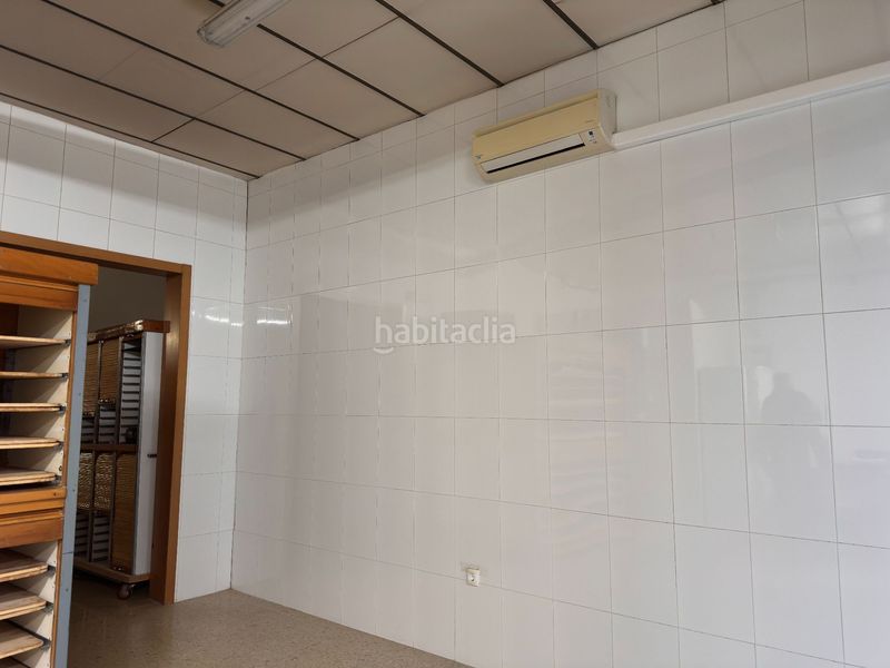 Foto 61b93385-0083-4108-a4ef-4bb93b3ffaa7. Local comercial a El Llombo Ontinyent