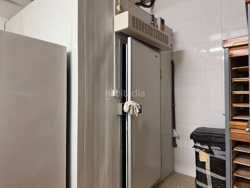 Foto 81245945-c1d3-41c9-8221-3828607b8fa2. Local comercial a El Llombo Ontinyent