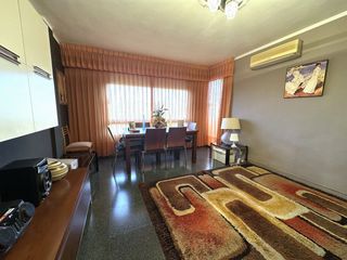 Etagenwohnung in Sant Josep-Zona Hospital