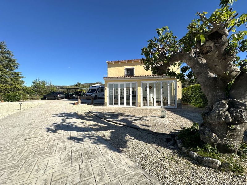 Foto f3b90db1-393e-431e-904f-d6aca947ff02. Casa en Sant Josep-Zona Hospital Ontinyent