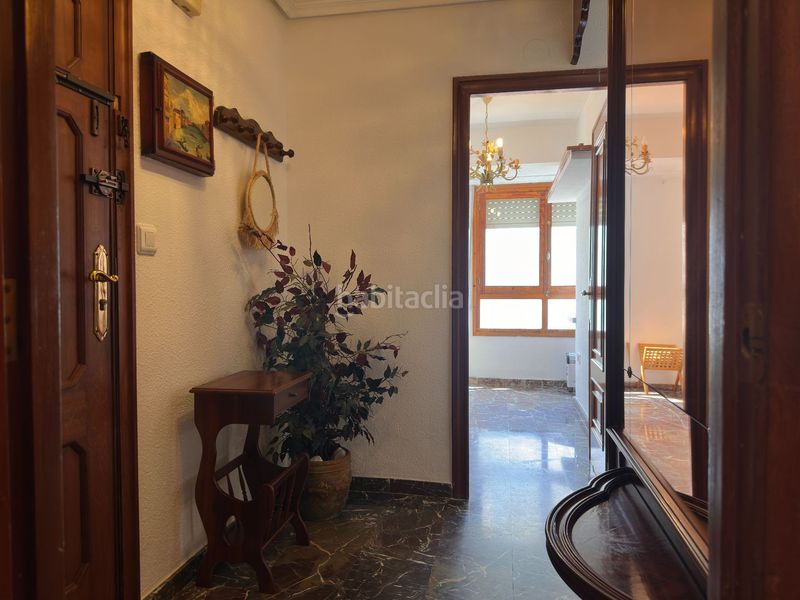 Foto b21e9470-e21f-4053-94cb-ca72bdc4b75c. Piso en Centro Ontinyent