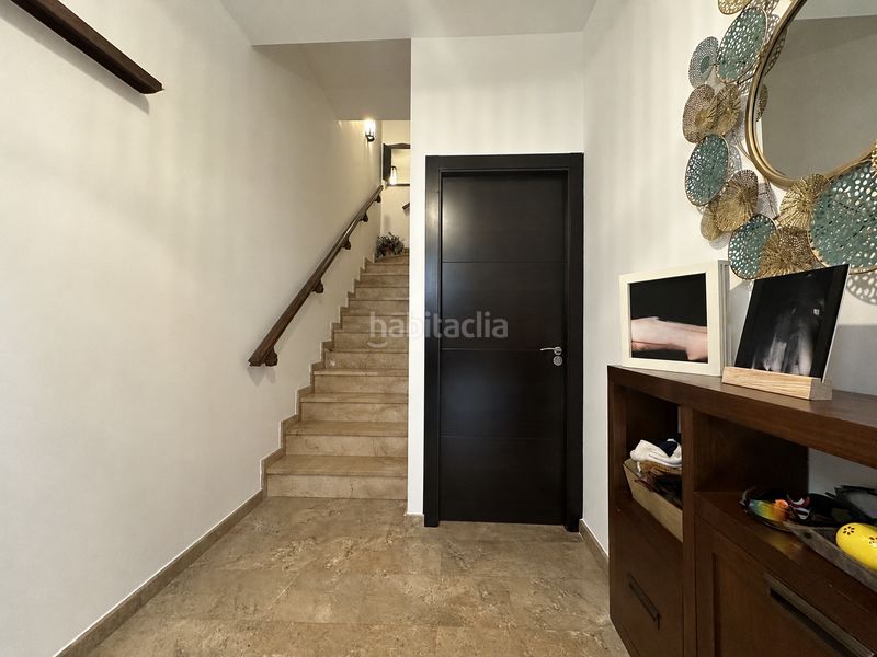 Foto f65a16cf-6d39-46c5-8687-ede79375c81f. Casa adossada amb calefacció aparcament a Agullent