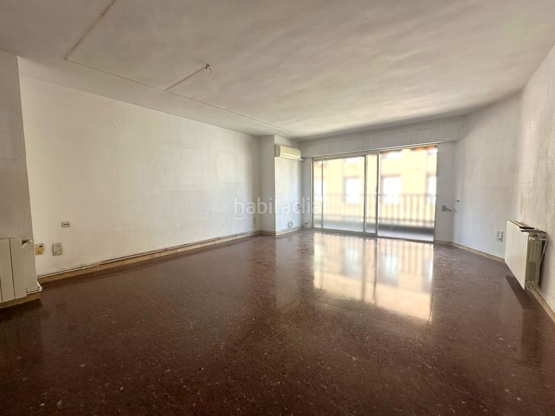 Foto 4a7d9a32-9a2c-4942-ade4-dfd26e2b9619. Flat with heating in Centro Ontinyent