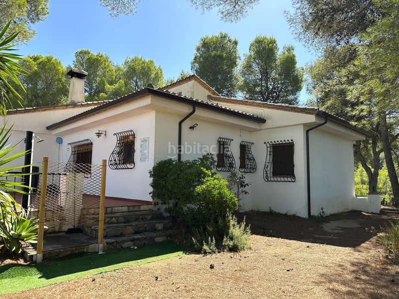 Foto 3fd9a35f-5af6-4502-badb-8649fbc9455f. Casa en Agullent