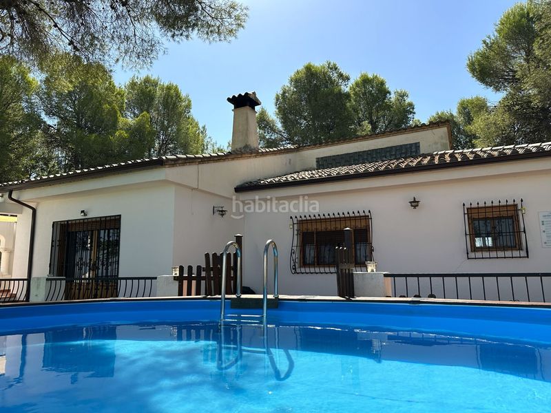 Foto a768f03f-61a3-4755-ab4c-09198d408ebe. Casa en Agullent