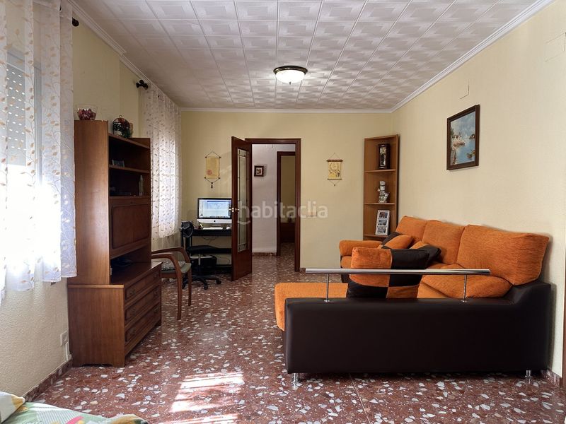 Foto e77d6f17-6f3a-49bb-ac7b-7b52c55b37c2. Casa amb calefacció a El Pilar Ontinyent