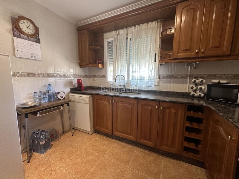 Foto 60fa2405-bad3-4306-af0c-b66d456ce3a8. Casa amb calefacció a Agullent