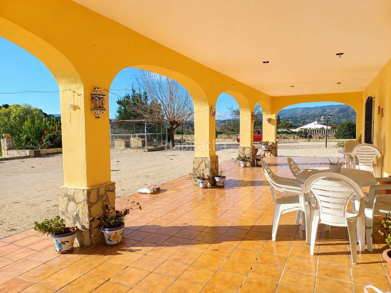 Foto 9f745f0f-6557-4762-8b68-61d701505619. Casa amb calefacció a Agullent
