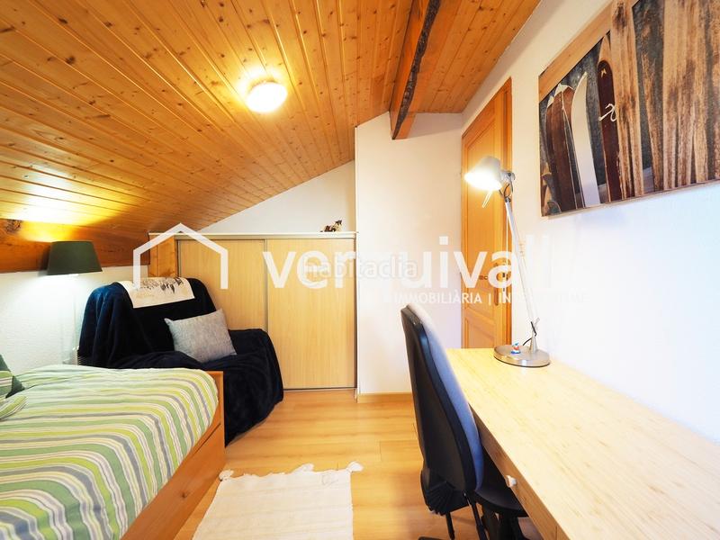 Foto 4e916991-fdf9-4e68-971b-79662498faf0. Apartament amb xemeneia calefacció aparcament a Targasonne