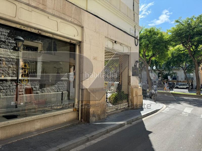 Foto 52d62a35-7d4c-487e-a247-ca13adcff174. Locale commerciale in Eixample Tarragona