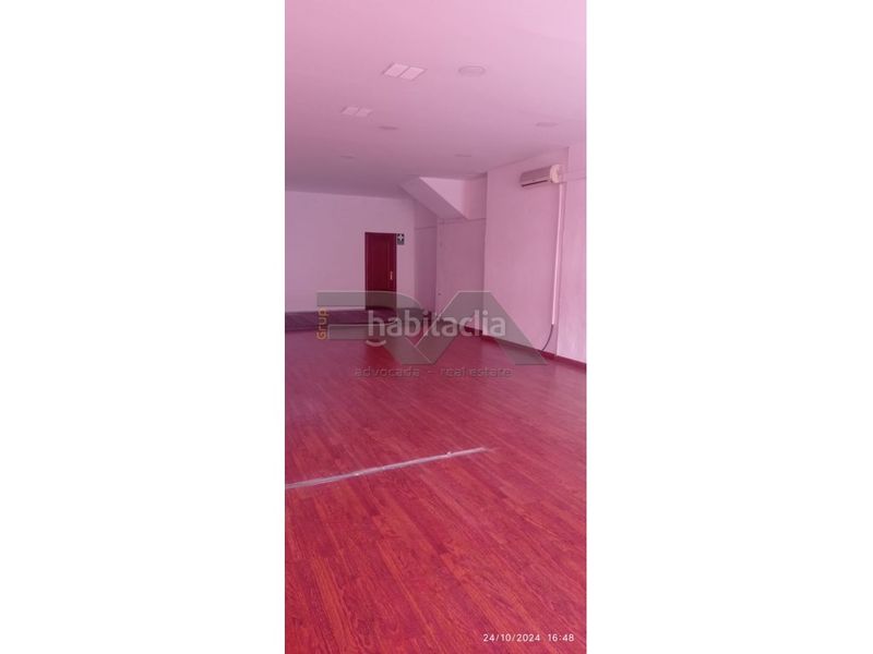 Foto ea54814d-e449-459f-b059-26ee5f2563ef. Affitto locale commerciale in calle vidal i barraquer 2 in Selva del Camp (La)