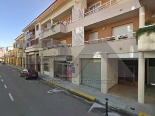 Rent Business premise in Calle vidal i barraquer 2. Local en alquiler o venta
