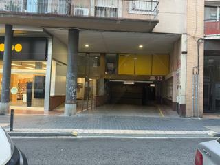 Parking coche  N/a. Plaza de parquin gran vehículo