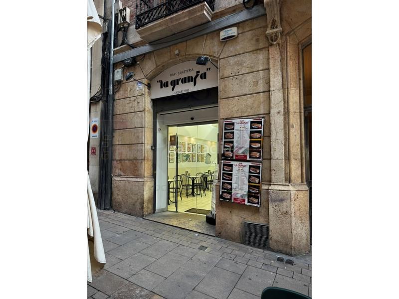 Foto 0aa518a2-757b-4131-b1b9-69243c6e5dd4. Pas-de-porte local commercial dans Eixample Tarragona