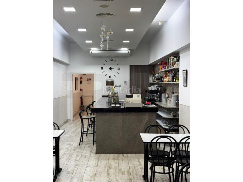 Foto e05c297d-fa7c-4972-92bf-62ad9deb0f90. Traspaso local comercial negocio en traspaso en Eixample Tarragona