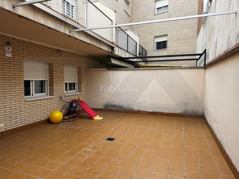 Foto 335d6b26-d6d7-4926-b3f4-0aeec75aaba7. Planta baixa amb aparcament a Canonja (la)