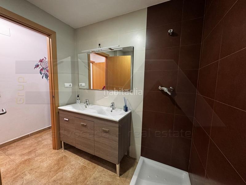 Foto 6ba62493-4d5a-4f20-a34a-c8b9cbe3bde0. Planta baixa amb aparcament a Canonja (la)