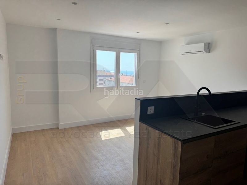 Foto 2fc345d5-67f8-47b9-ac91-cae2a9ab689e. Appartement dans Eixample Tarragona