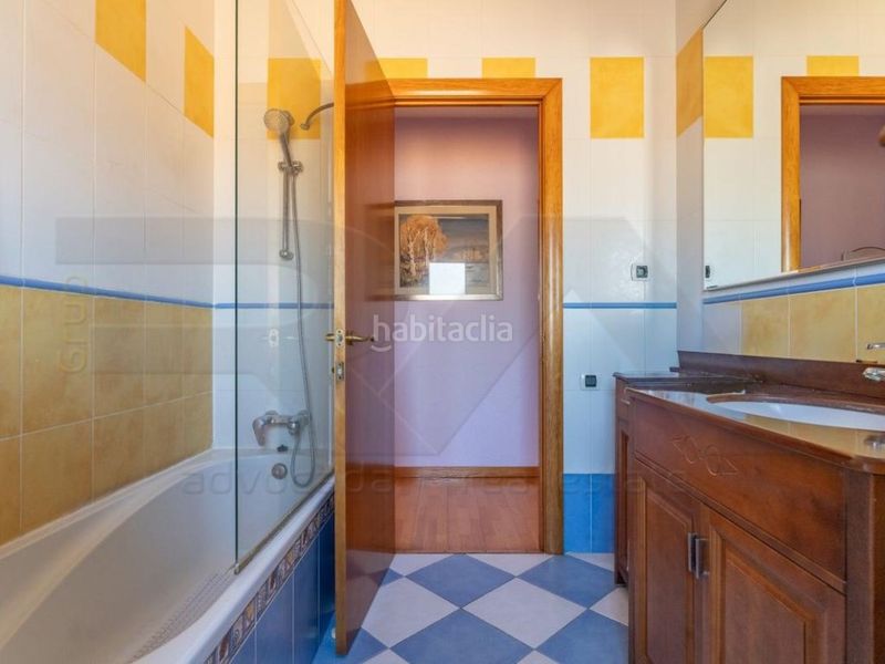 Foto 3d3144e6-c921-4317-8fa6-18b77d7e8dad. Casa a calle via augusta 159 a Llevant Tarragona
