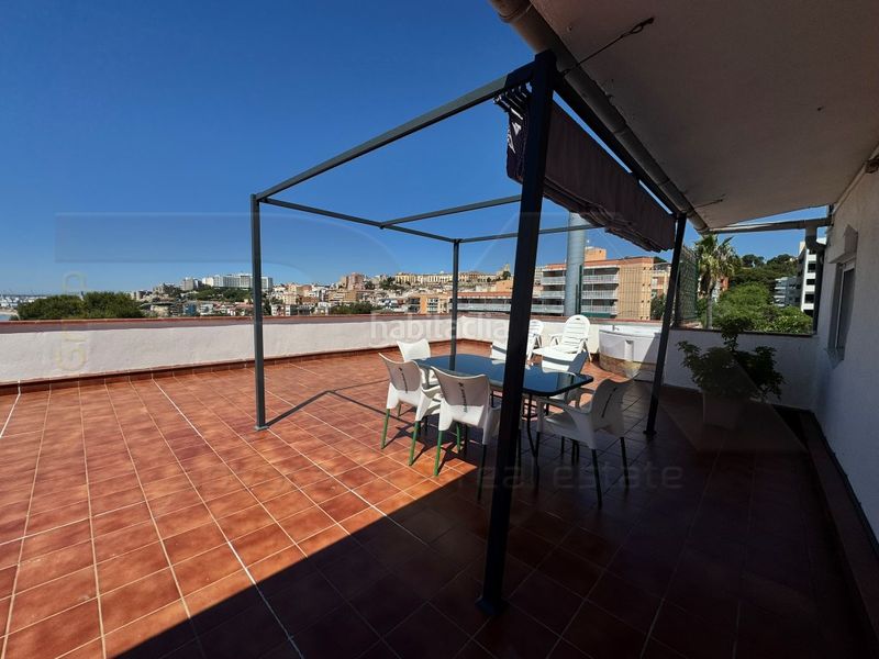 Foto 1e9840c5-ef4b-4eca-9021-103977011155. Casa amb aparcament a Llevant Tarragona